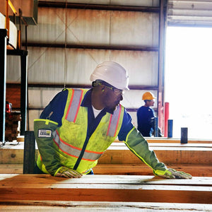 wood worker wearing the PentaArmor® 1010 arm sleeve