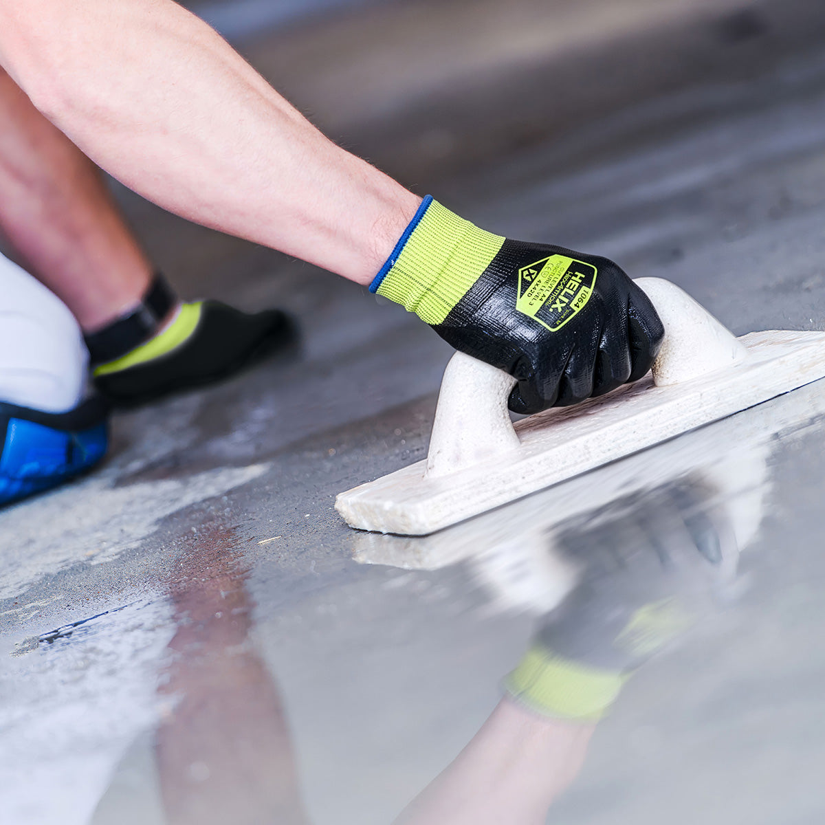 Helix 1064 concrete trowel